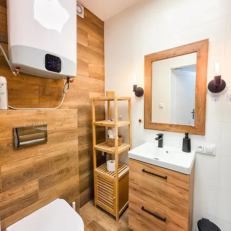 Apartament Jurajski, 8 Minut Od Alei, Parking *